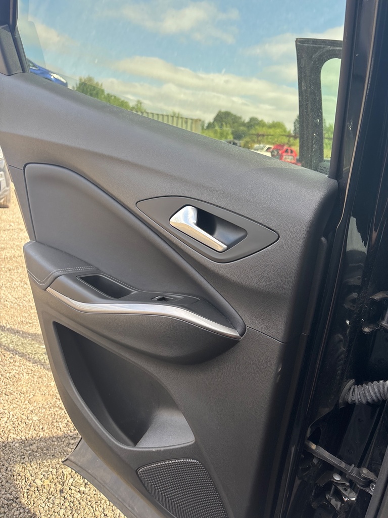 [EPE-113686] Tirador interior puerta trasera derecho Opel Grandland X 2019 negro
