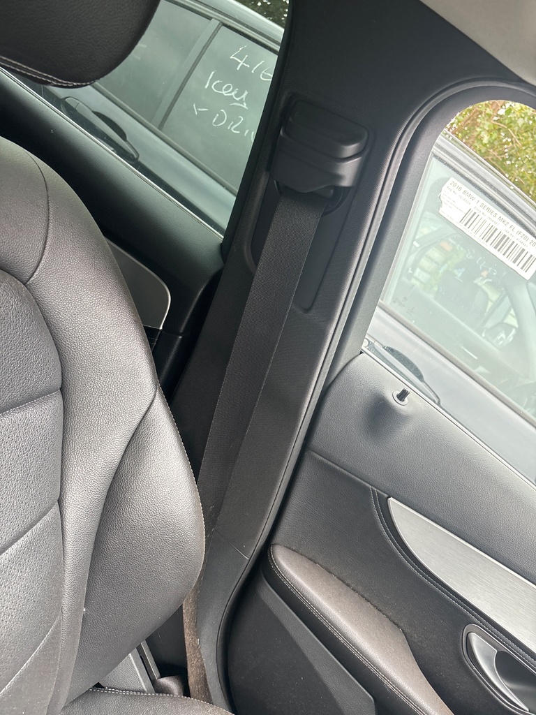 [EPE-113863] Embellecedor pilar B Mercedes C-Klasse W205 2.2 C 220 BlueTec d 2014
