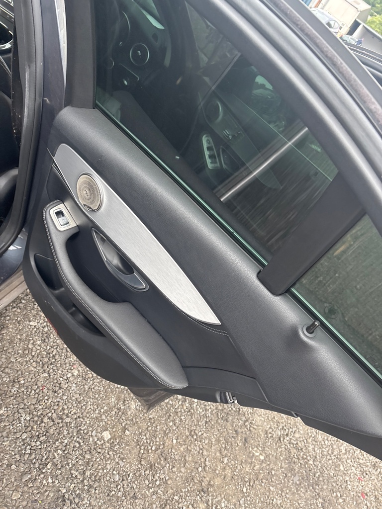[EPE-113935] Tirador interior puerta trasera derecho Mercedes C-Klasse W205 2014