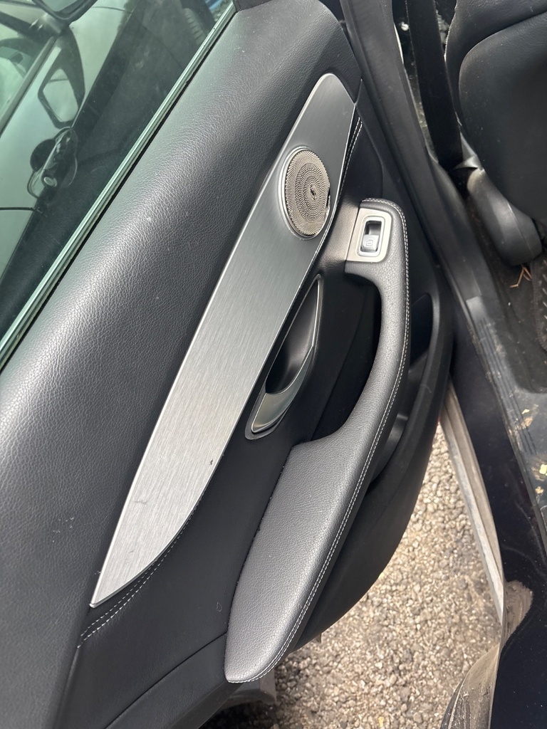 [EPE-113899] Tirador de puerta trasero interior izquierdo 2014 Mercedes C-Klasse W205 755