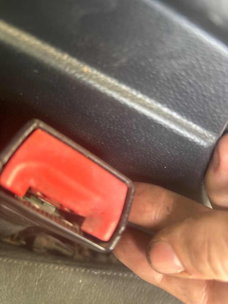 [EPE-114886] Interruptor de cinturón de seguridad delantero derecho para BMW Serie 5 535d (2009)