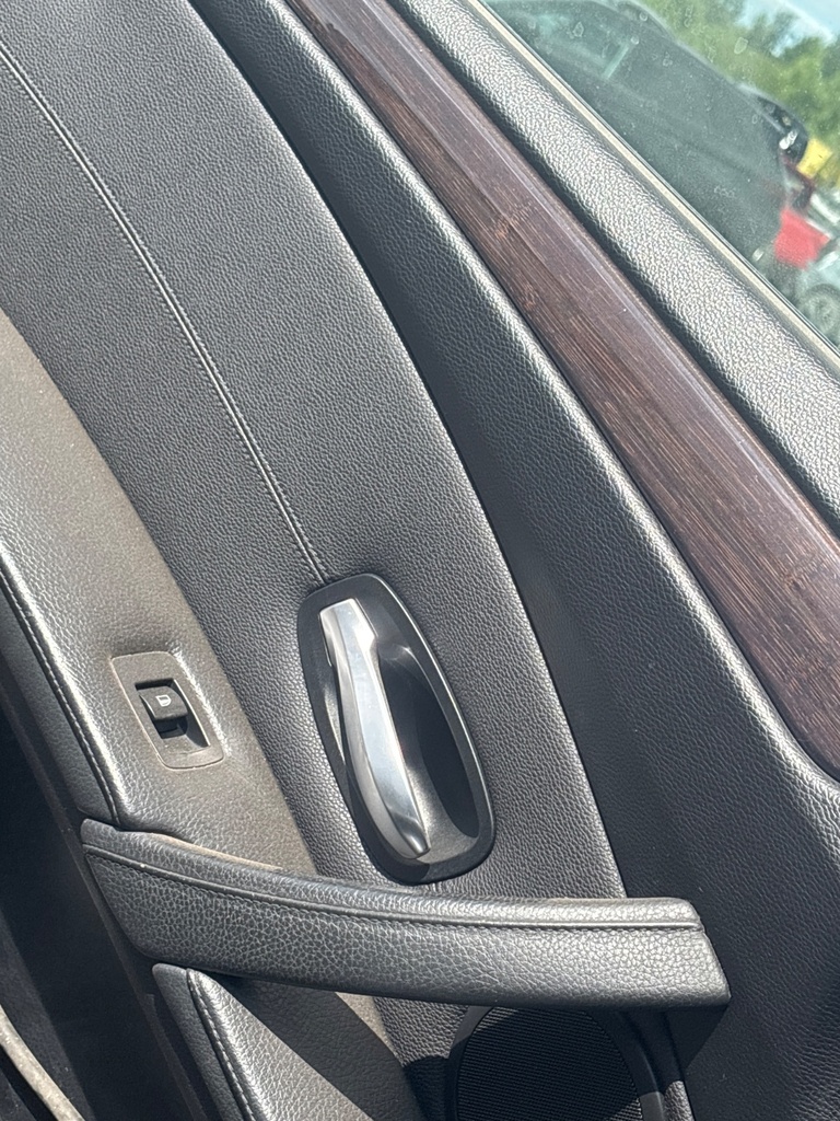 [EPE-114923] Tirador interior puerta delantera izquierda BMW 5 Series 2009 titansilber