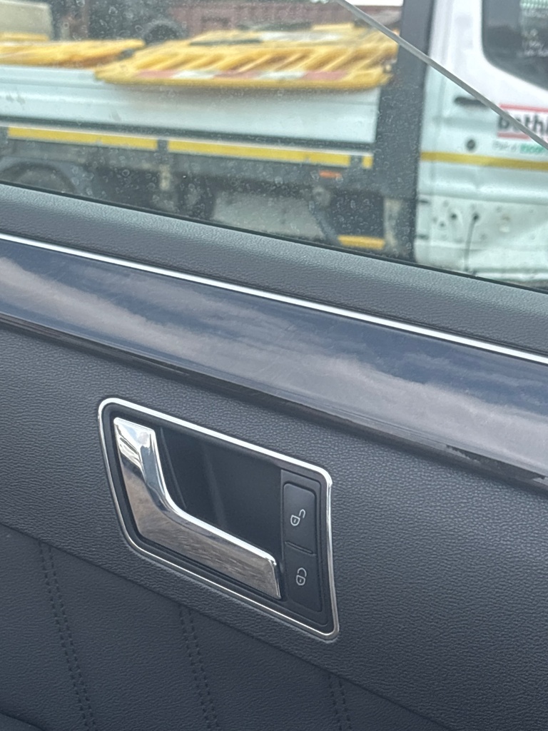 [EPE-115294] Tirador interior puerta delantera izquierda Mercedes-Benz E-Class 2009