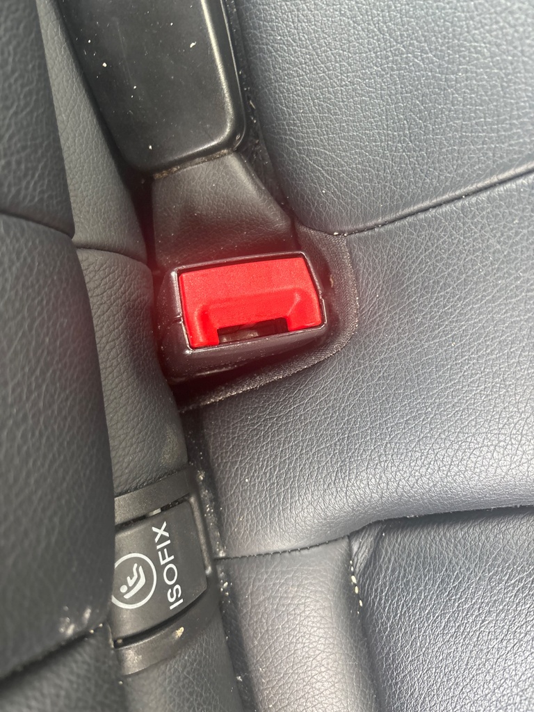 [EPE-115333] Cinturón de seguridad trasero Stalk Fila Central RH 2009 Mercedes-Benz E-Class