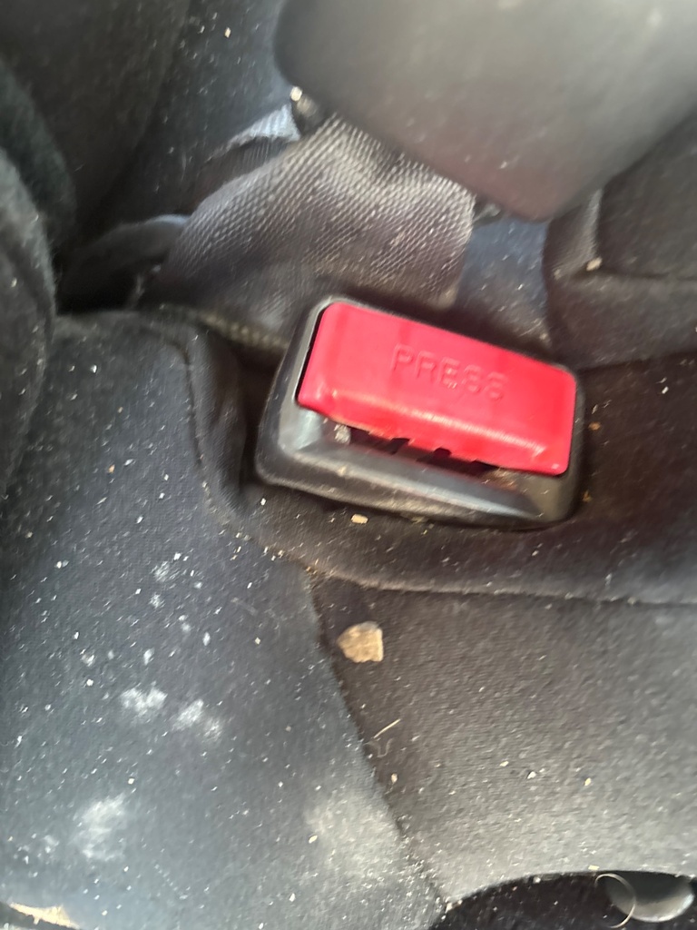 [EPE-119699] Cinturón de seguridad trasero Stalk Fila Central RH para Mazda 6 2.2 D 2015