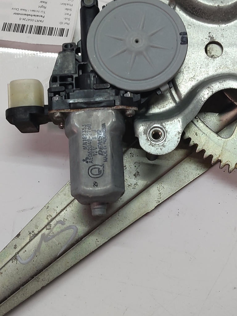 [MTD-504918] Motor del elevalunas trasero derecho Mitsubishi L200 Triton KB4T 4D56 MN182353