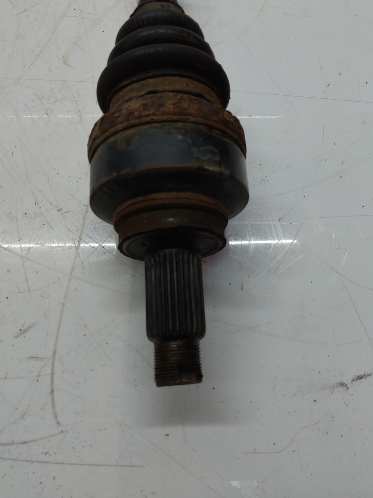 [MTD-506324] Eje de transmisión trasero derecho BMW Serie 3 F30 F80 318d 2.0 D 7597682