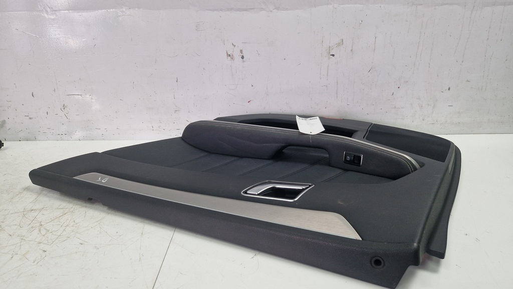 [MTD-510541] Panel de puerta trasera derecha Mercedes Clase E W212 E 250 CDI
