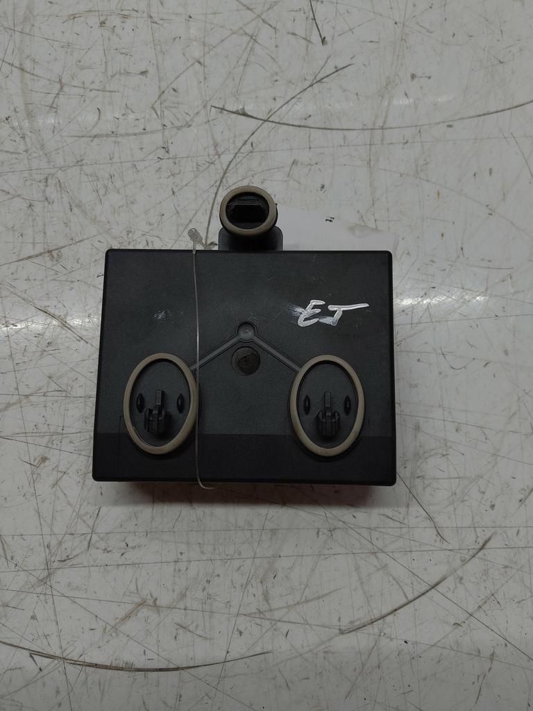 [MTD-511018] Unidad de control de puerta delantera izquierda Audi A3 8VM 2.0 quattro DJHA DJH 5Q0959592E