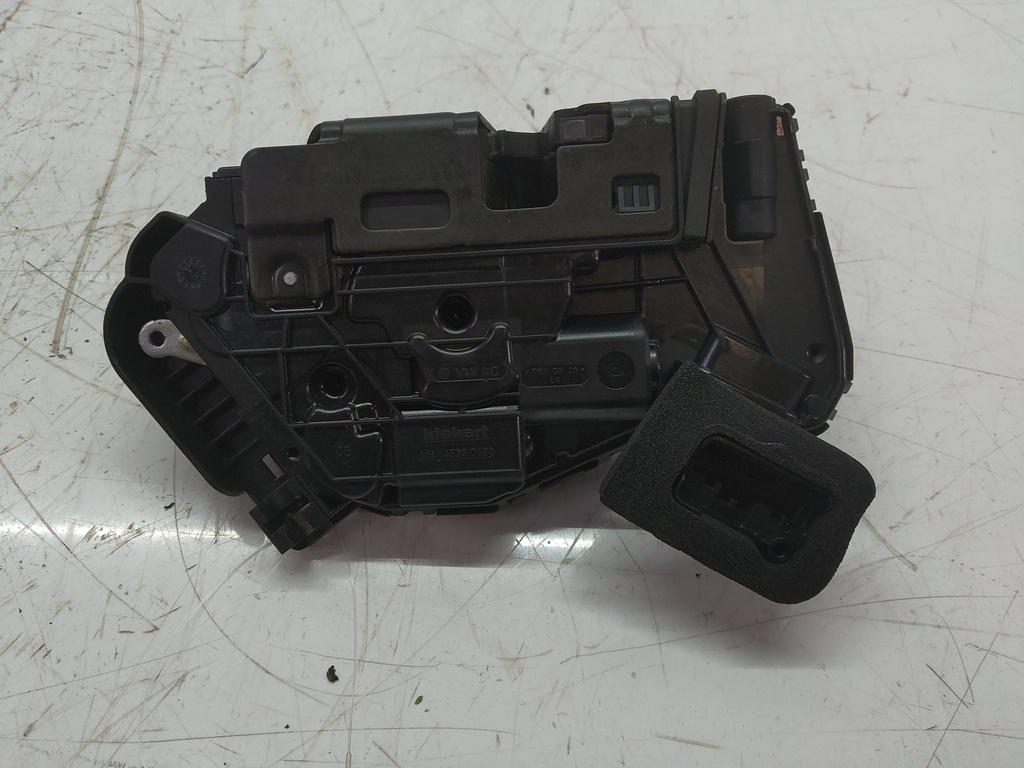 [MTD-510592] Cerradura puerta delantera izquierda Skoda Octavia III Combi 5E5 1,6 TDI DGTE