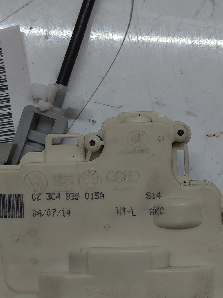 [MTD-514728] Cerradera puerta trasera izquierda VW Passat B7 2.0 TDI CFFB CFF 3C4839015A