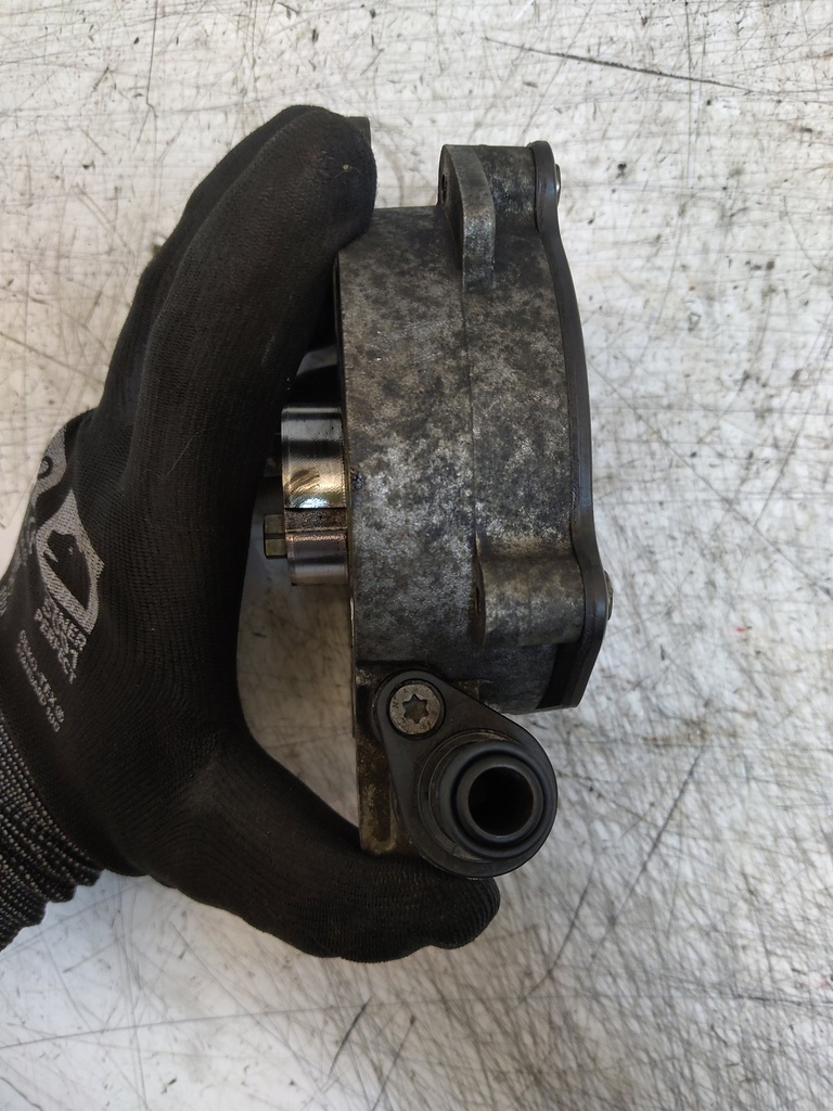 [MTD-516511] Bomba de vacío VW Golf 1.6 TDI CAY CAYC 03L100J