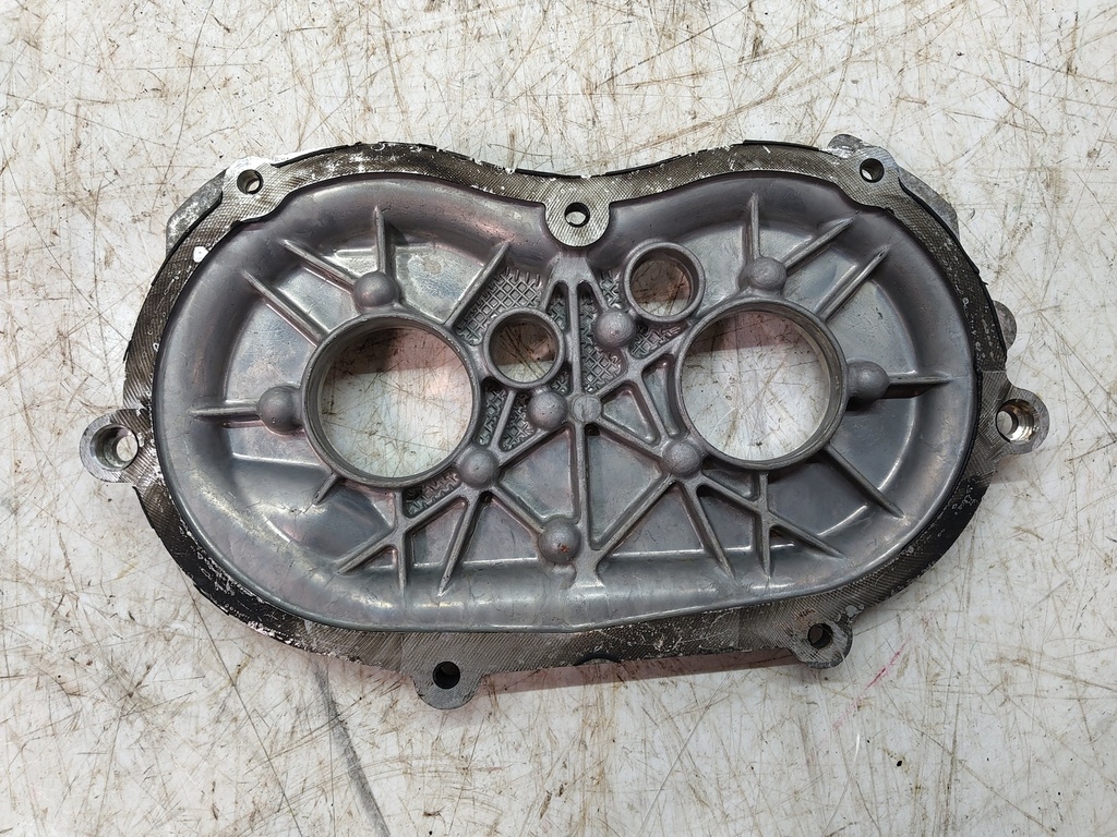 [MTD-519057] Tapa de balancines Mercedes SLK R171 3.0 V6 M272.942 272.942 A2720150101