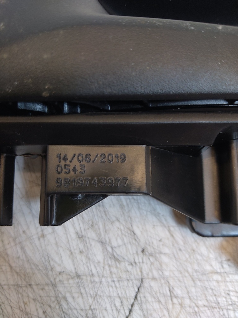 [MTD-521423] Tirador de puerta PEUGEOT RIFTER 1.5 YHY 9819743977