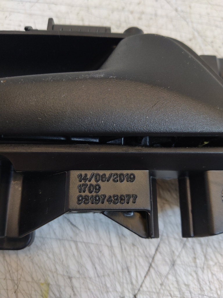 [MTD-521425] Tirador de puerta PEUGEOT RIFTER 1.5 YHY 98197438977
