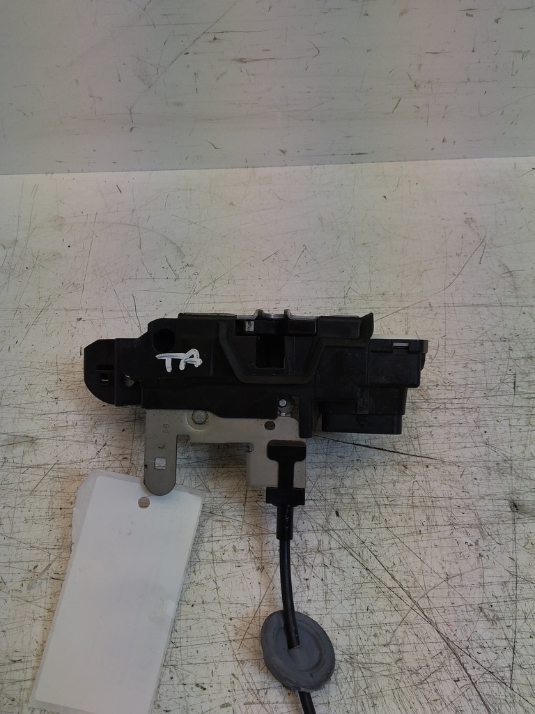 [MTD-523390] Actuador de cerradura puerta delantera izquierda Volvo V40 (525) 2017 31440391