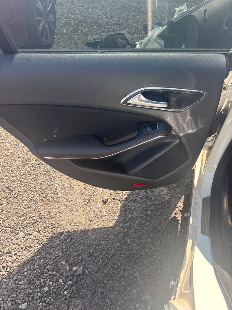 [MTD-533397] Tirador de puerta trasero interior izquierdo Mercedes-Benz CLA X117 2015