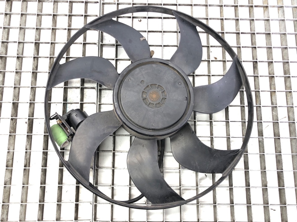[STARK-542363] Ventilador del radiador OPEL ASTRA J (P10) 1.6 Turbo 132 kW 2009-2015