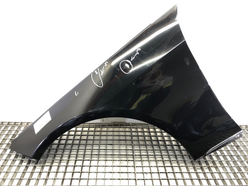 [STARK-543262] Aleta delantera izquierda Mercedes-Benz Clase E (W212) 2009-2015