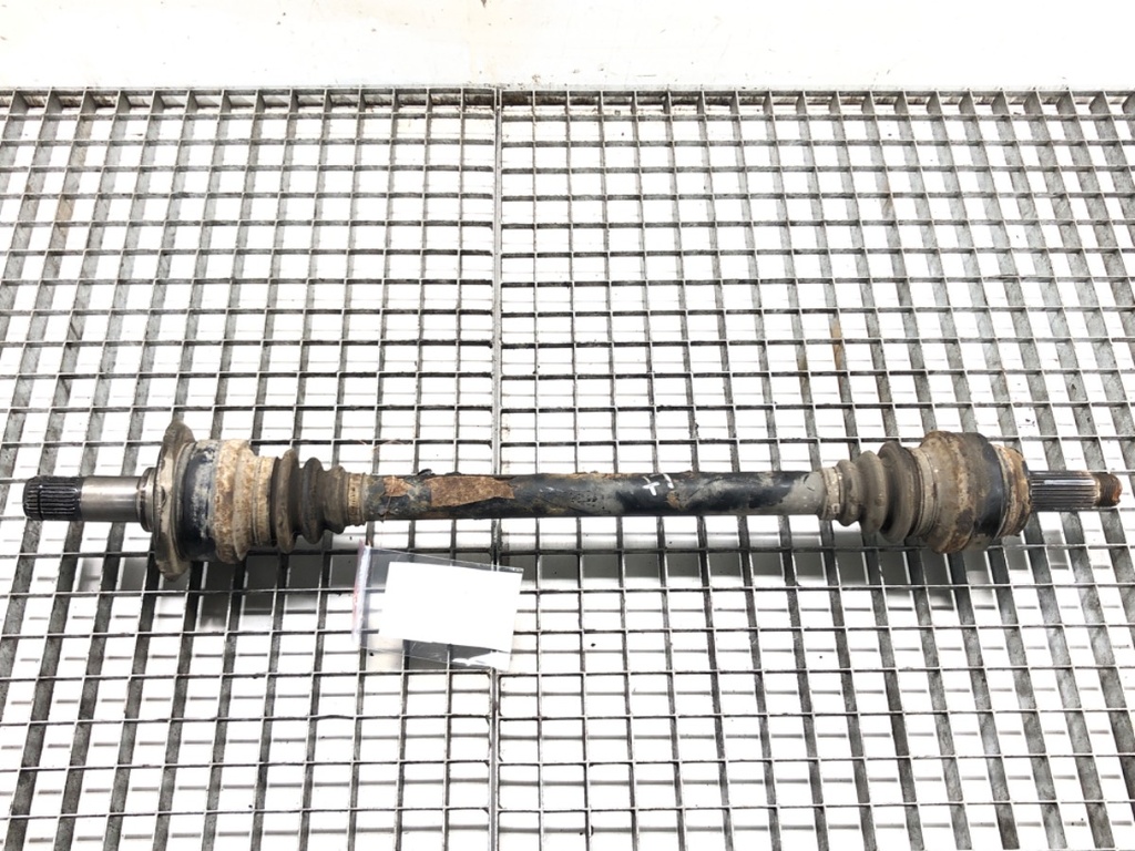[STARK-556042] Eje trasero izquierdo BMW X5 (E70) 2006-2013