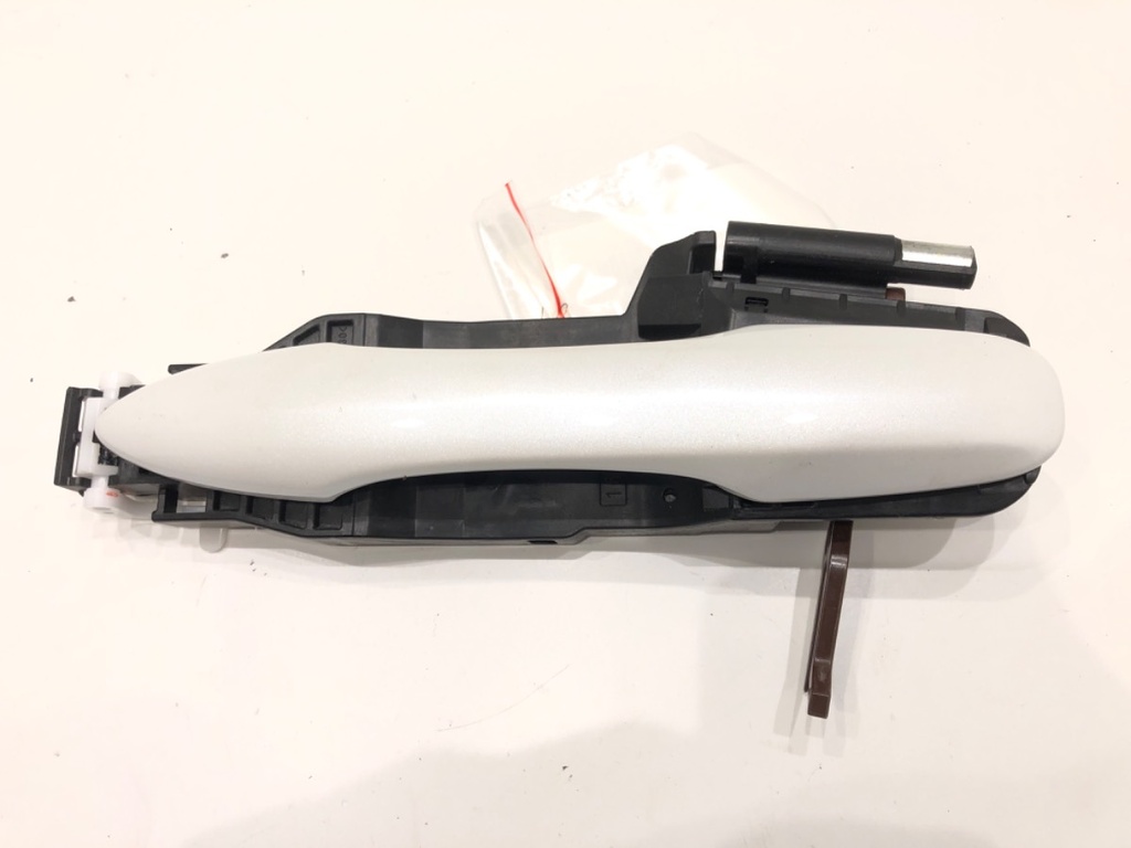 [STARK-579467] Manilla exterior de puerta trasera izquierda Toyota Yaris (P21, PA1, PH1) 2020-