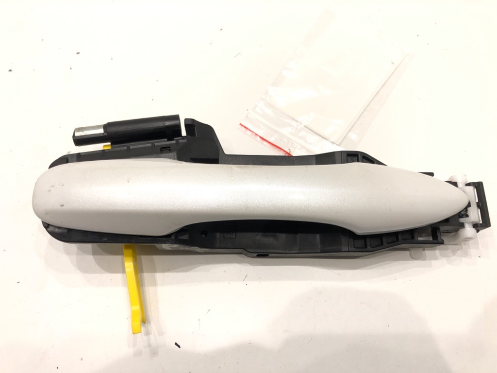 [STARK-579468] Manilla exterior derecha trasera Toyota Yaris (_P21_, _PA1_, _PH1_) 2020-