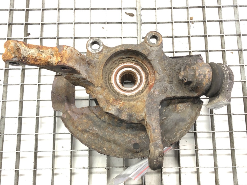 [STARK-602681] Mangueta delantera izquierda NISSAN ALTIMA (L31) 2001-2007