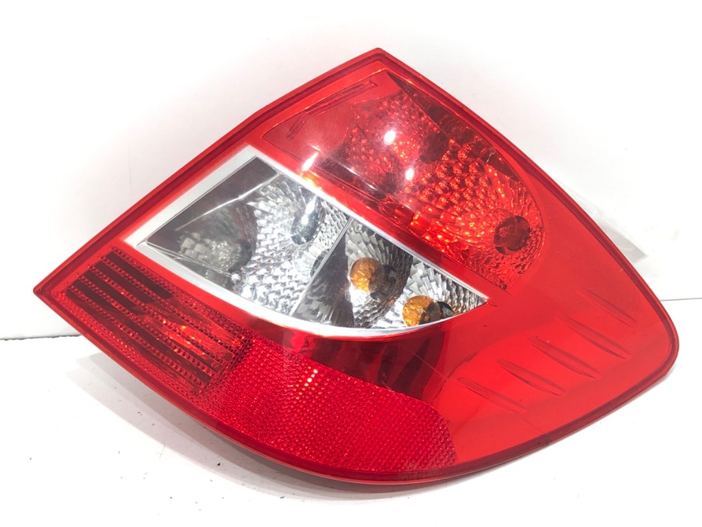 [STARK-622613] Piloto trasero derecho Renault Thalia II (LU_) 2008-2022