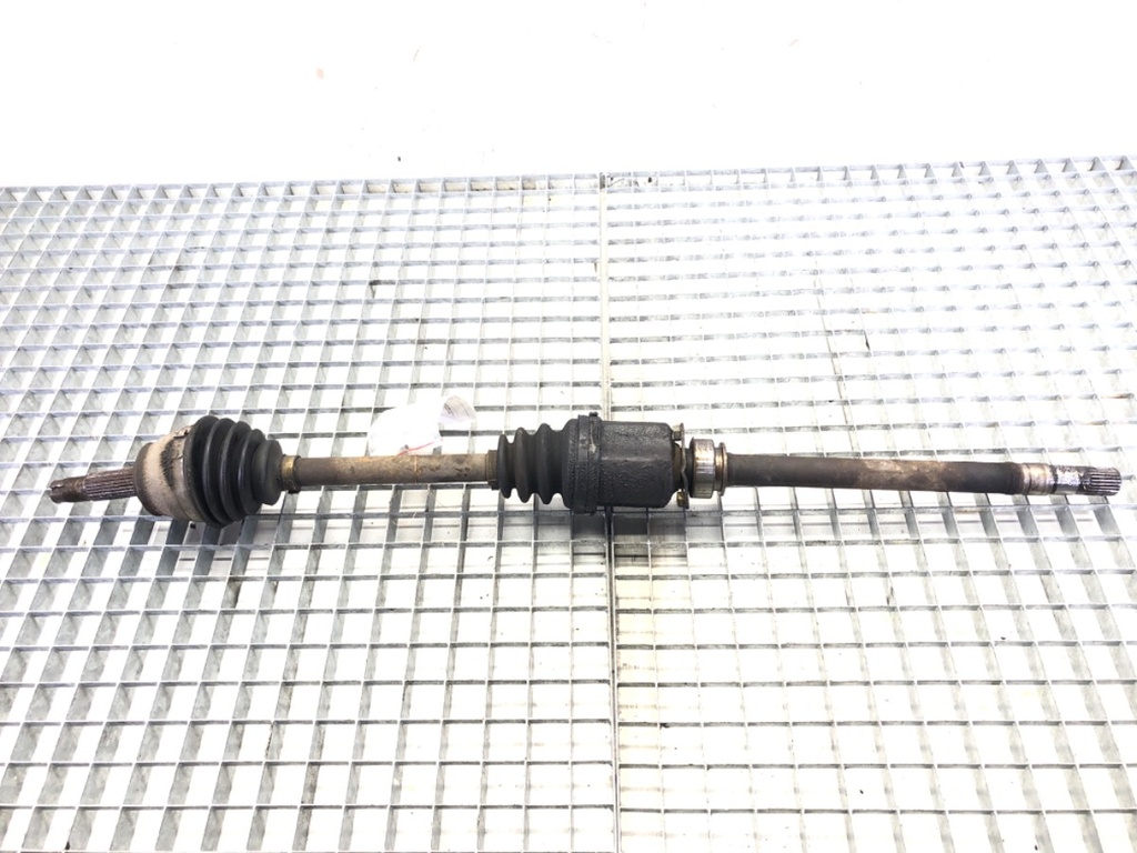 [STARK-624202] Semieje delantero derecho FIAT DOBLO (223_) 2000-2022 1.9 JTD Multijet