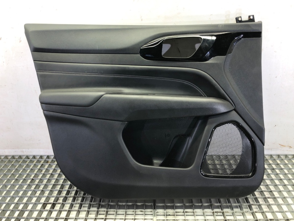[STARK-636072] Panel de puerta delantero izquierdo JEEP COMPASS (MP, M6) 2016-2022