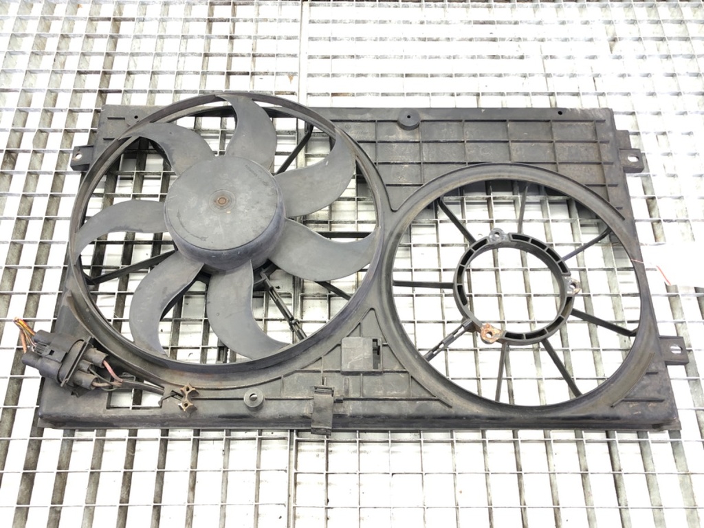 [STARK-634374] Ventilador de radiador SEAT Altea (5P1) 1.6 gasolina 75 kW 2004-2022