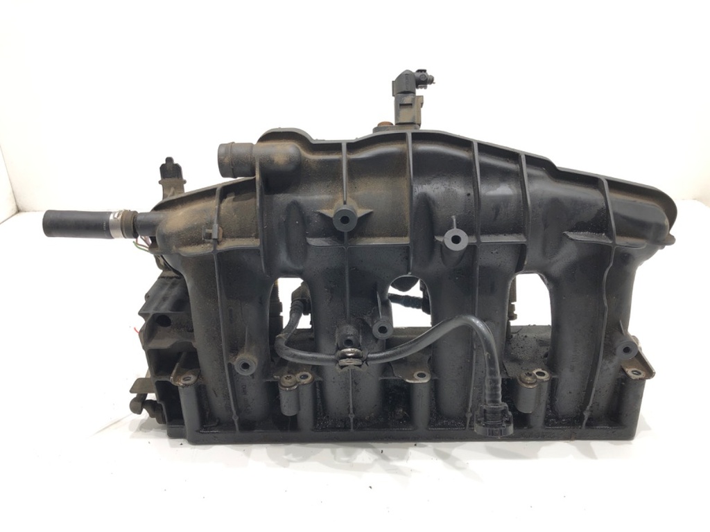 [STARK-642493] Colector de admisión VW Passat B6 Variant (3C5) 2.0 TFSI 2005-2011