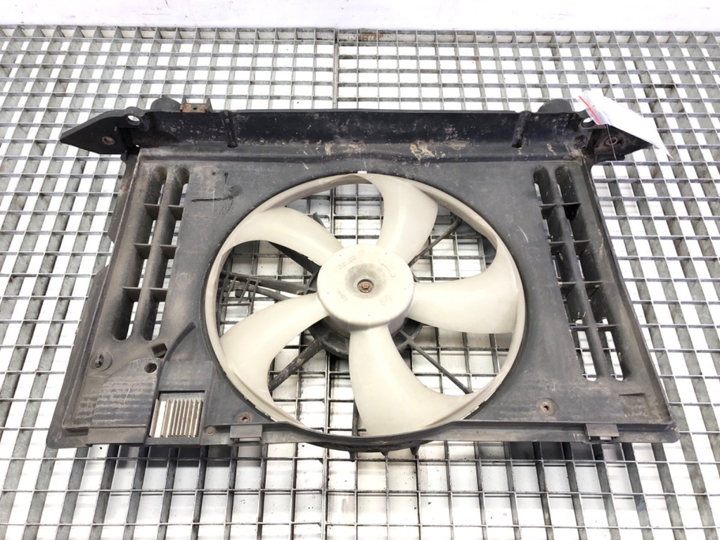 [STARK-644354] Ventilador del radiador Toyota Auris (_E15_) 1.6 (ZRE151_) 2006-2012