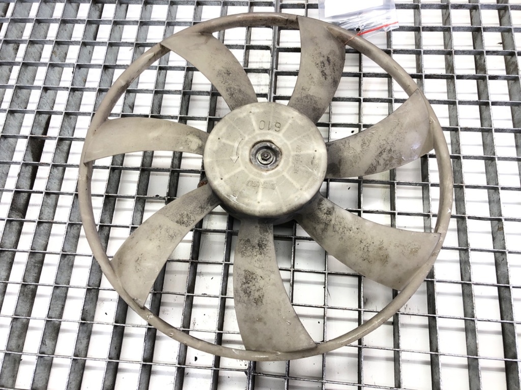 [STARK-646153] Ventilador de radiador Toyota Yaris (_P9_) 1.5 (NCP91_) 2005-2011