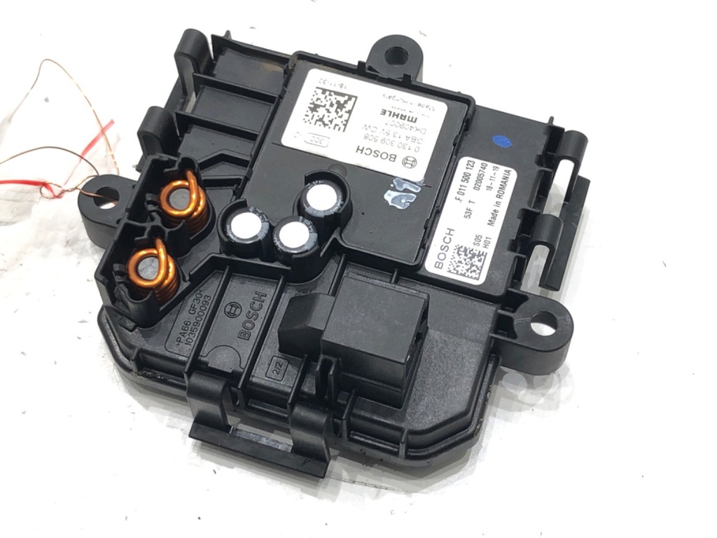 [STARK-689501] Soporte de soplador BMW Serie 5 (G30, F90) 2016-2022