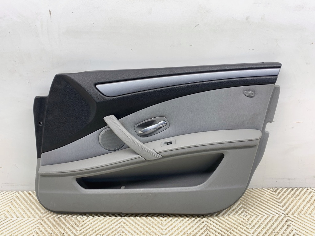 [STARK-697505] Panel de puerta delantero derecho BMW Serie 5 Touring (E61) 2004-2010