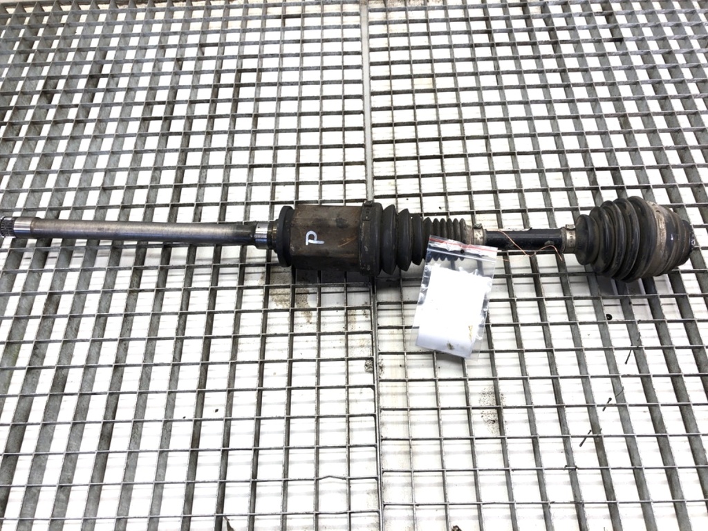 [STARK-738187] Semieje delantero derecho BMW X1 (E84) 2009-2015 xDrive 20d 135 kW