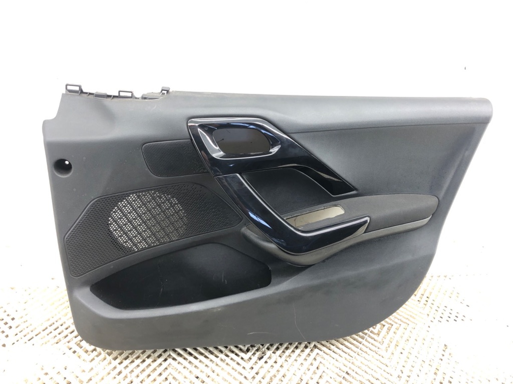 [STARK-744492] Panel de puerta delantero derecho PEUGEOT 208 I 1.6 HDi 75 CV 2012-2022
