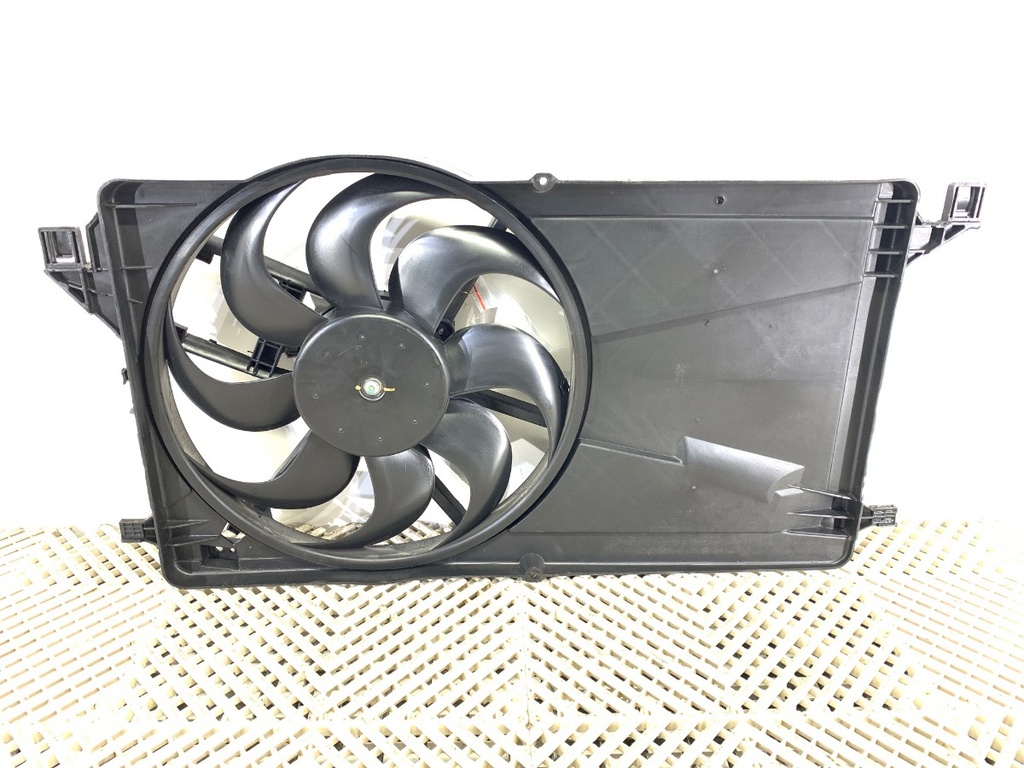 [STARK-750150] Ventilador de radiador Ford Focus II Turnier (DA_, FFS, DS) 1.6 TDCi 2004-2012