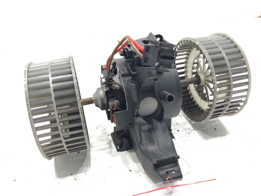 [STARK-757322] Ventilador de admisión de aire BMW Serie 5 (E60) 530i 2007-2009