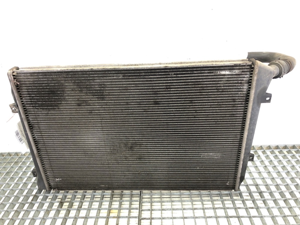 [STARK-761157] Radiador de agua VW Passat B6 Variant (3C5) 2.0 TDI 103 kW 2005-2009
