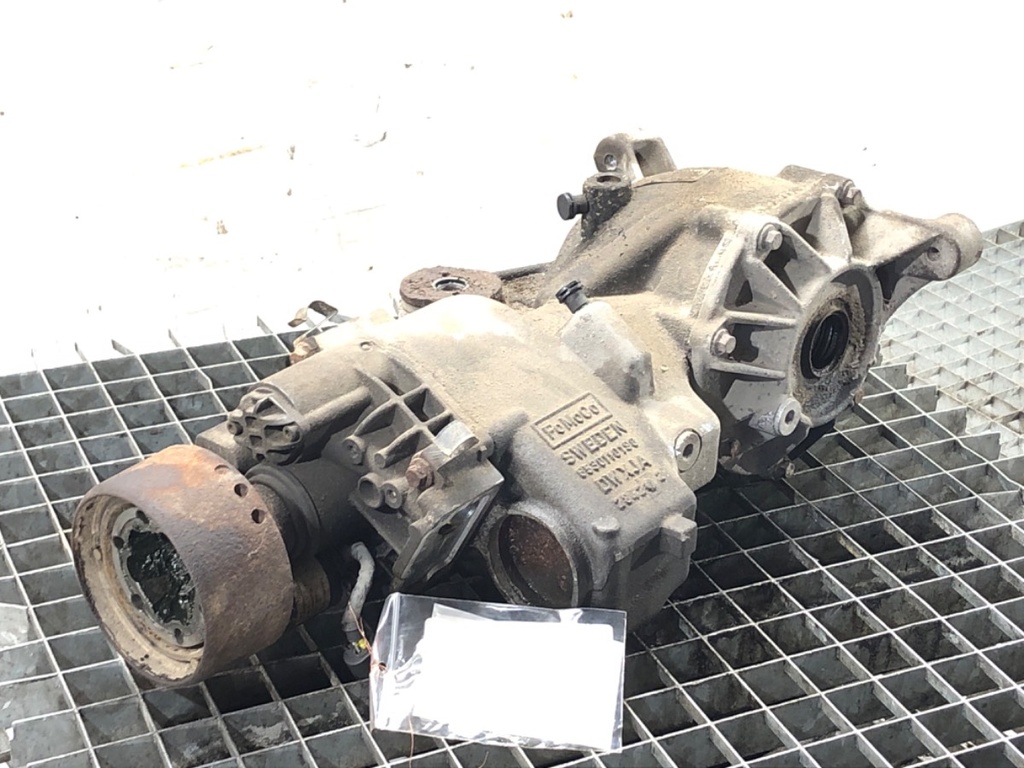 [STARK-736069] Diferencial trasero FORD KUGA I 2008-2012 2.0 TDCi 4x4 103 kW