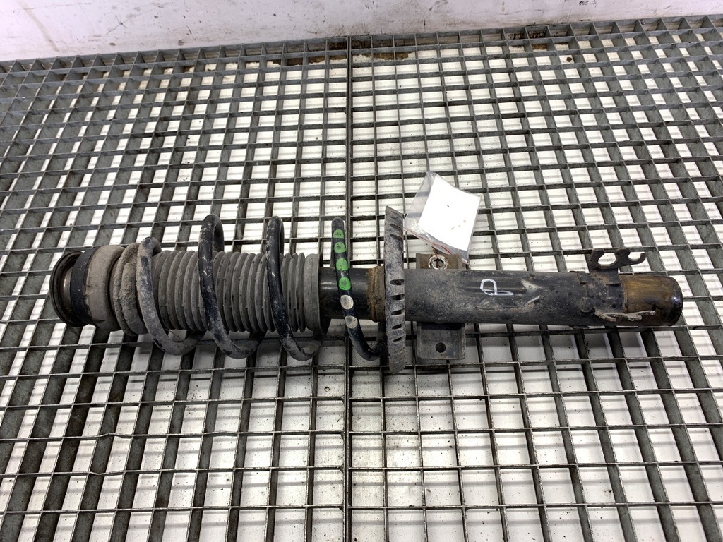 [STARK-771623] Amortiguador delantero derecho VW Polo V (6R1, 6C1) 2009 - 2022