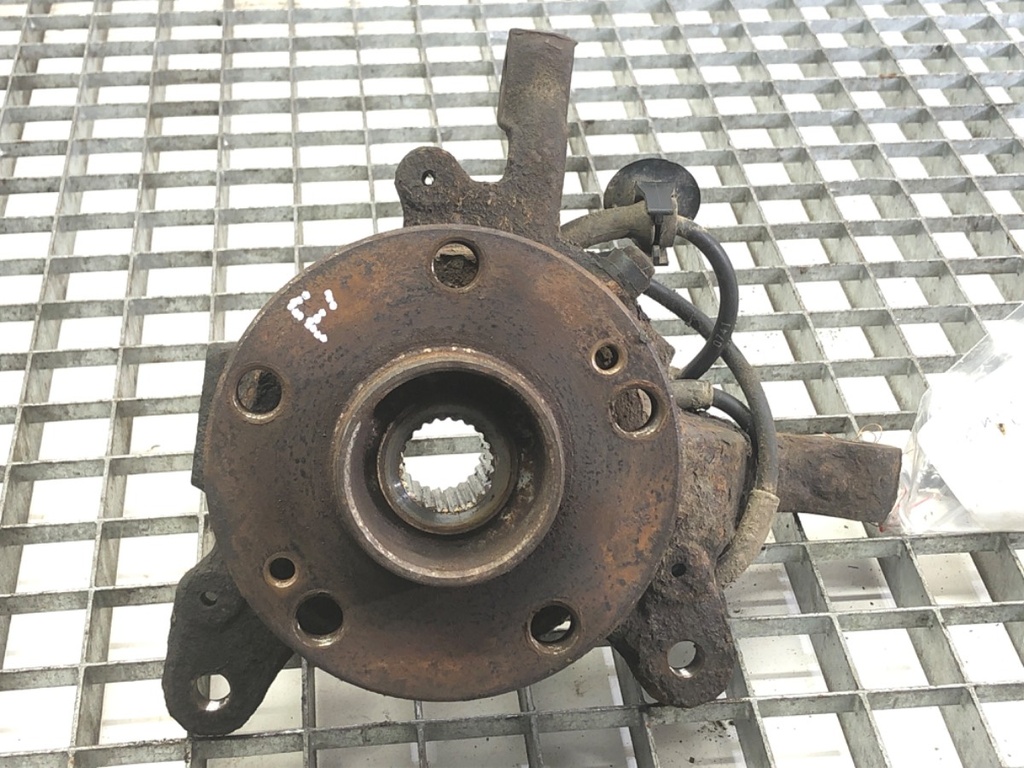 [STARK-770275] Mangueta delantera derecha Renault Scénic I 1.9 dCi RX4 101 CV 2002-2003