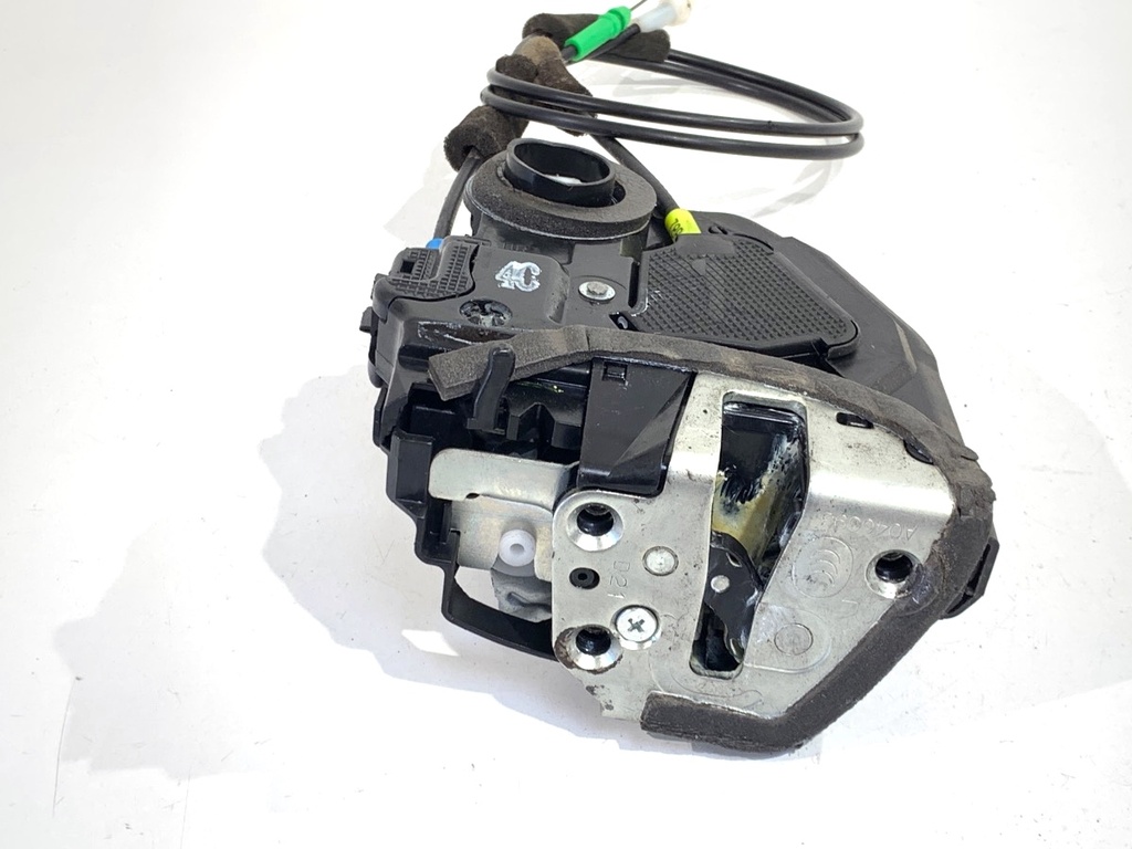 [STARK-913056] Cerradura puerta trasera derecha Toyota Avensis Kombi (_T27_) 2009-2018