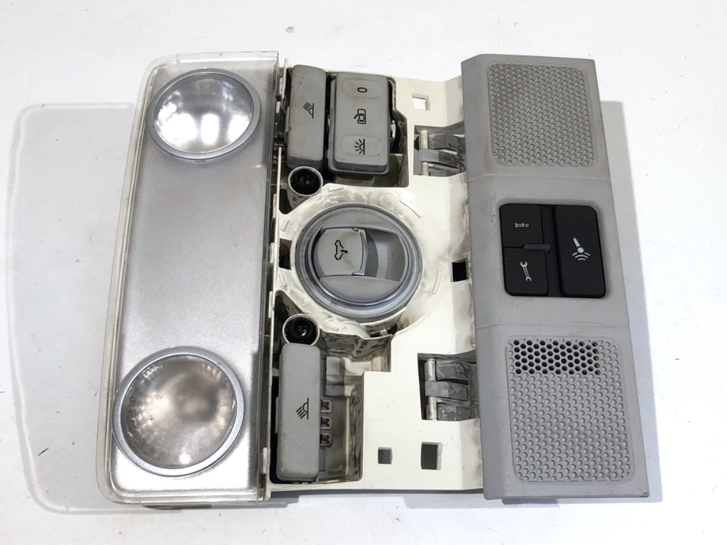 [STARK-712012] Lámpara de techo VW Passat CC B6 (357) 2008-2012