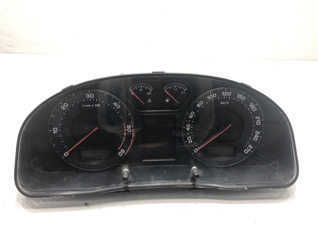[STARK-778820] Velocímetro SKODA SUPERB I (3U4) 1.9 TDI 130 CV 2001-2008