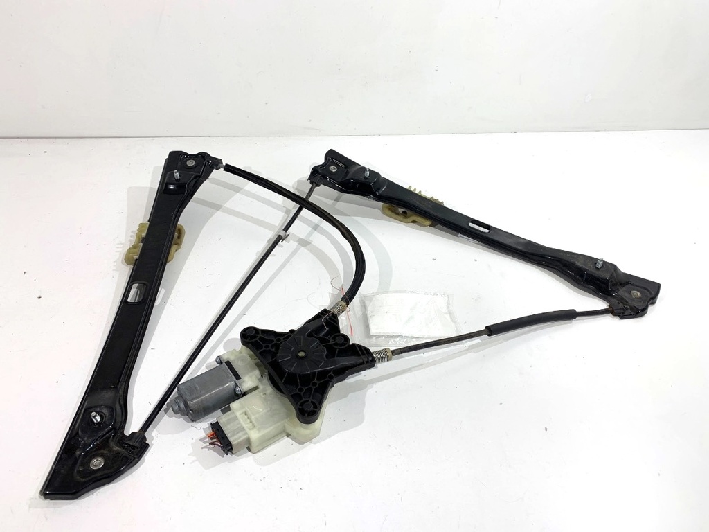 [STARK-811155] Elevador de ventanilla delantero izquierdo SEAT Toledo IV (KG3) 2012-2019
