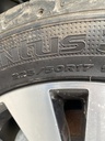 Llanta de aleación Borbet 17 pulgadas con neumático SKODA YETI