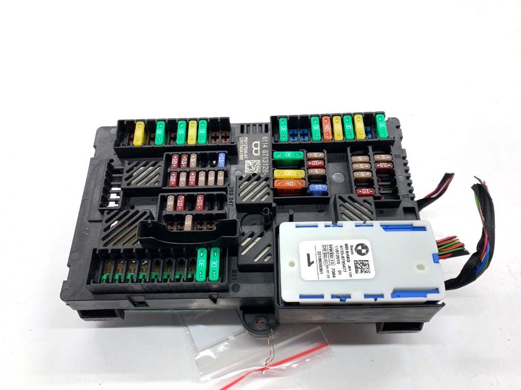 [STARK-846764] Caja de fusibles BMW 5 (G30, F90) 2016-2022